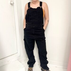 Levi Men’s Black Denim Overalls 32 x 30
